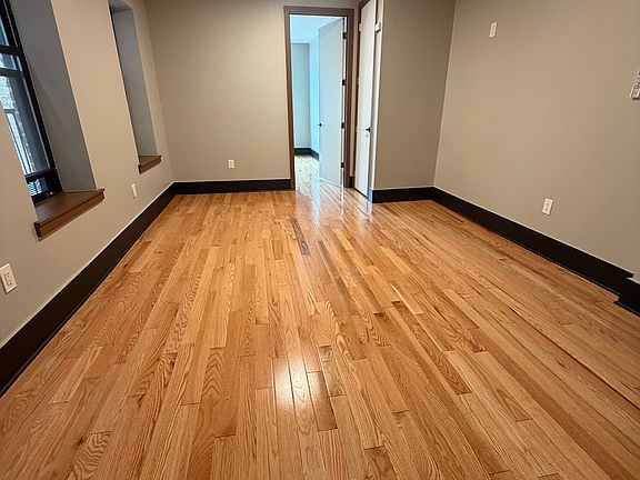 4th image of 20-22 Reed St #6A