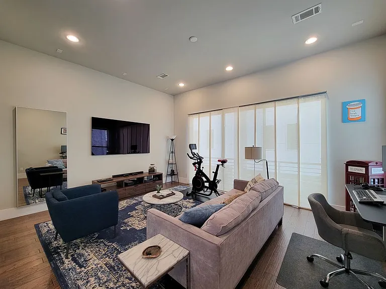 5709 Larkin St #A — Photo 18