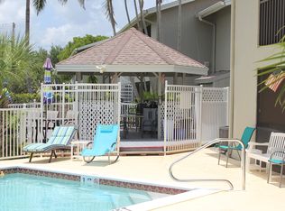 4708 SW 8th Pl APT 101, Cape Coral, FL 33914
