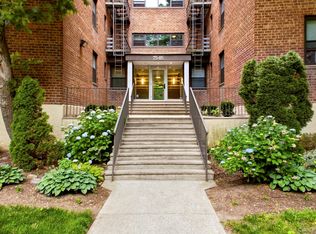 75-05 210 #2P, Oakland Gardens, NY 11364