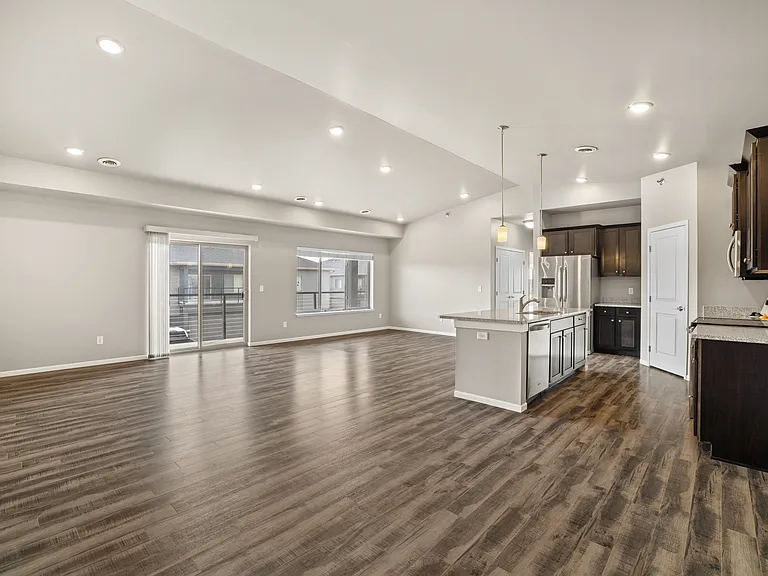 Shadow Crest Townhomes — Photo 29