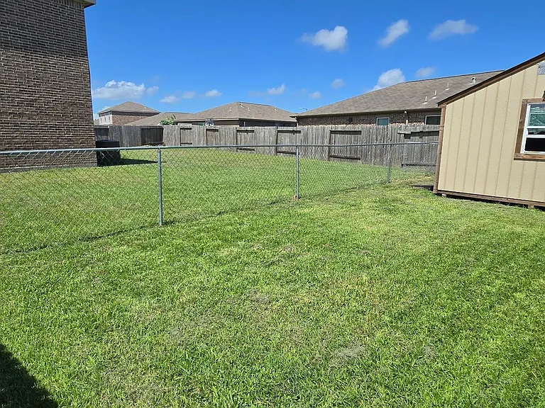 2318 Oyster Bay Ave — Photo 14