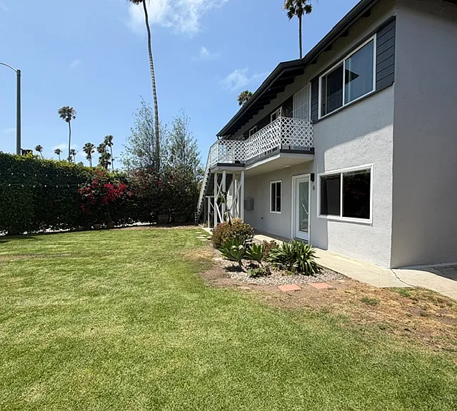 805 Venice Blvd #6 — Photo 12