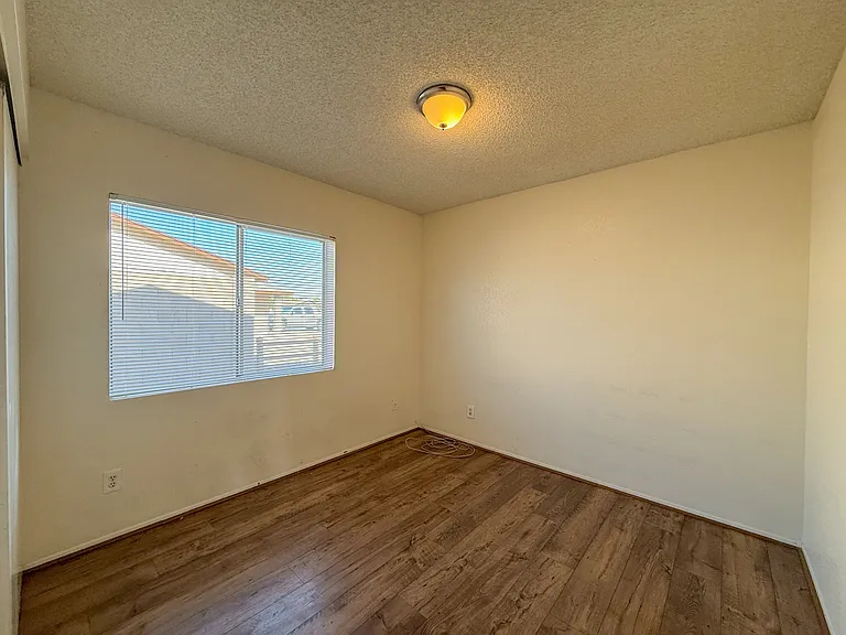 9358 W Sanna St — Photo 21