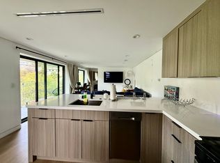 1917 Sunset Plaza Dr #1913, West Hollywood, CA 90069