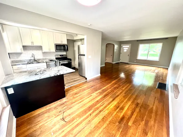 1521 Waltham Rd, Columbus, OH 43221