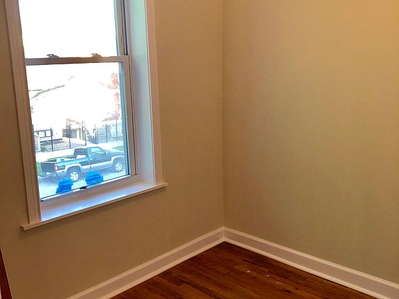 4th image of 3626 S Wolcott Ave #2F