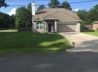 1 Pine Way, Conroe, TX 77304