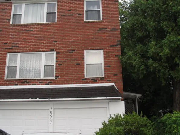 10921 Nandina Ct, Philadelphia, PA 19116