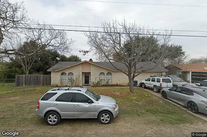 2508 Peach Tree Ln — Photo 11