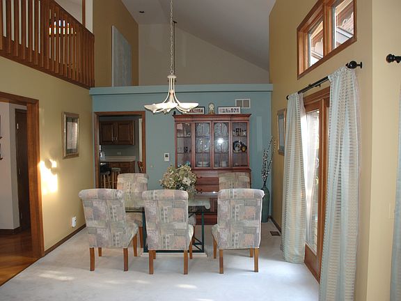5th image of 2434 Mayfair Ave