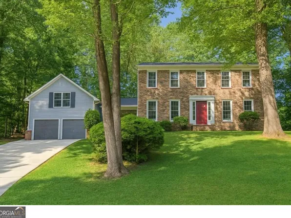 1042 Hidden Hollow Dr, Marietta, GA 30068