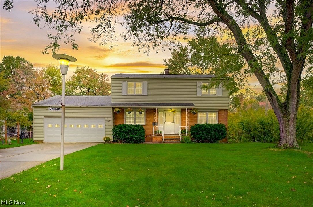 24440 Woodmere Dr, North Olmsted, OH 44070 MLS 4488493 Zillow