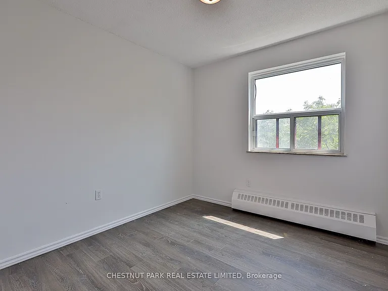 900 Glen St #512 — Photo 24