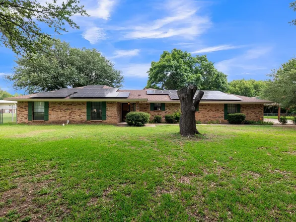 1652 Ernie Ln, Grand Prairie, TX 75052