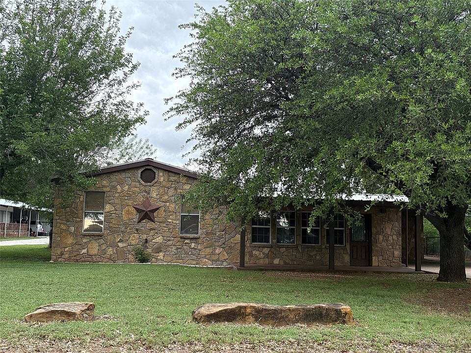 1st image of 210 Jones Rd