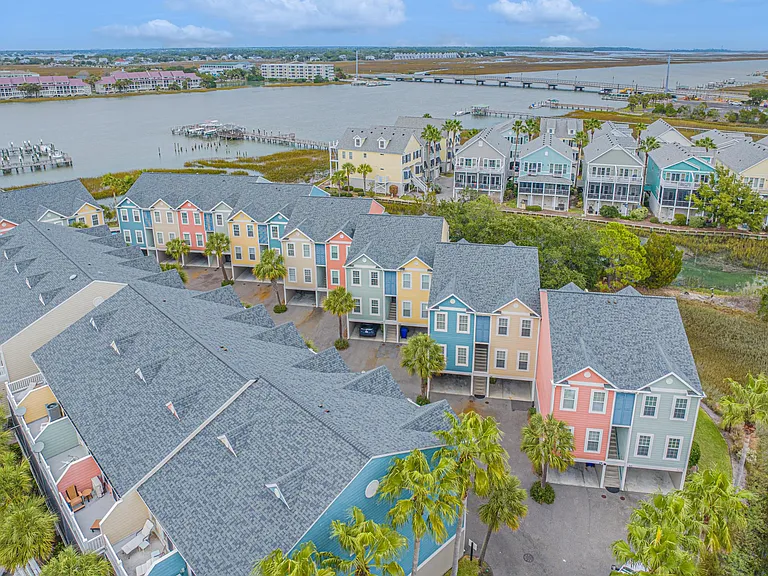 81 Sandbar Ln #27 — Photo 35