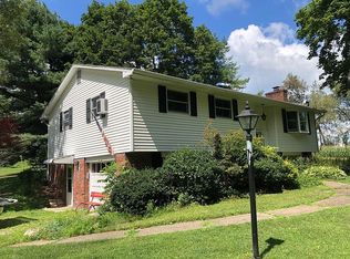 67 Moore Rd, Imperial, PA 15126