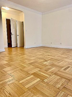 5th image of 235 E 46th St APT 2F
