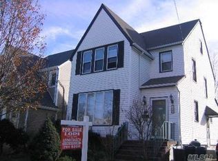 154 Murno Blvd, Valley Stream, NY 11581