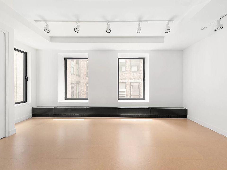 1st image of 15 Union Sq W #6F