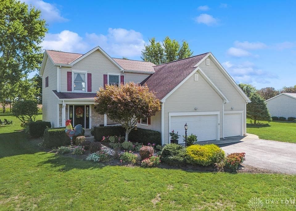 1st image of 219 Hawthorne Dr