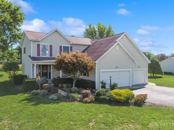 219 Hawthorne Dr, Wilmington, OH 45177