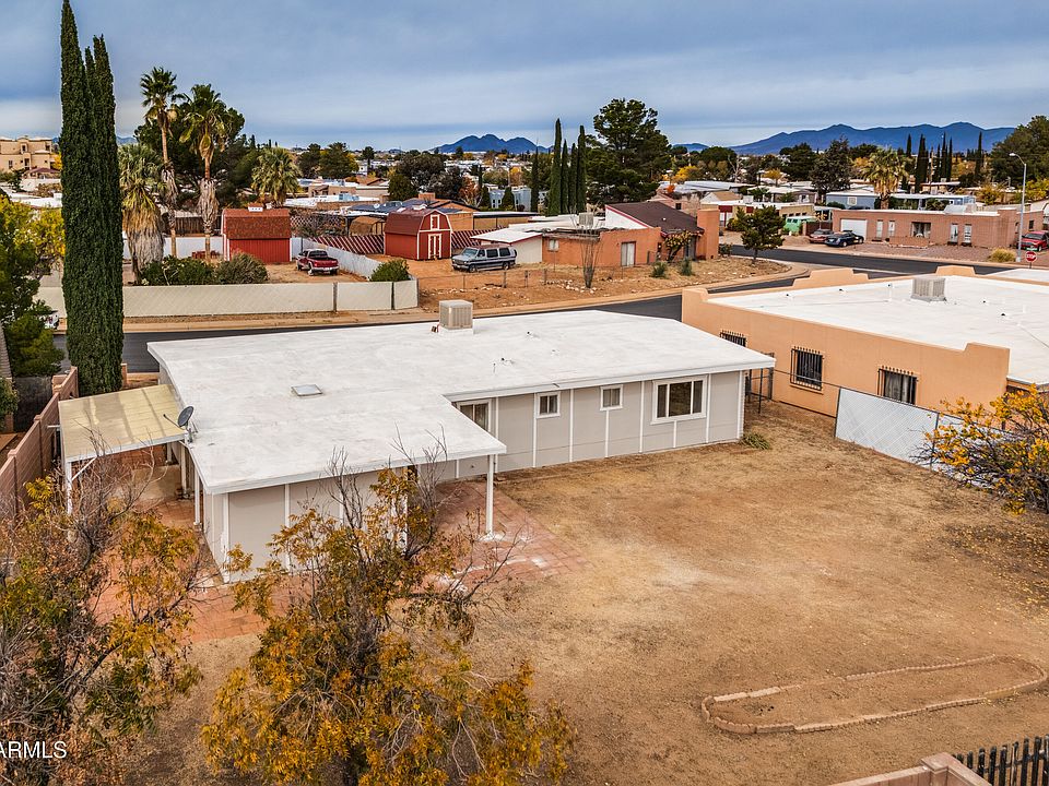 1st image of 300 HIGHLAND Drive