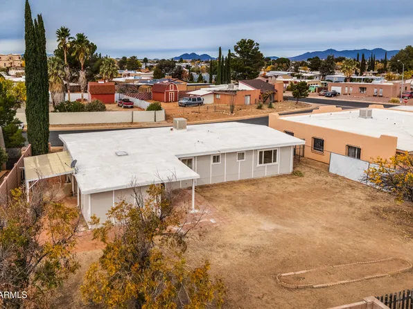 300 HIGHLAND Drive, Sierra Vista, AZ 85635