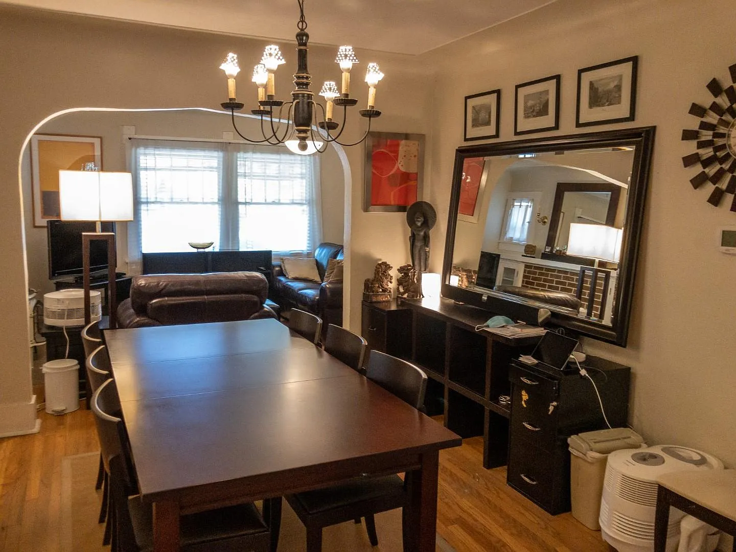 352 N Clarkson St — Photo 3