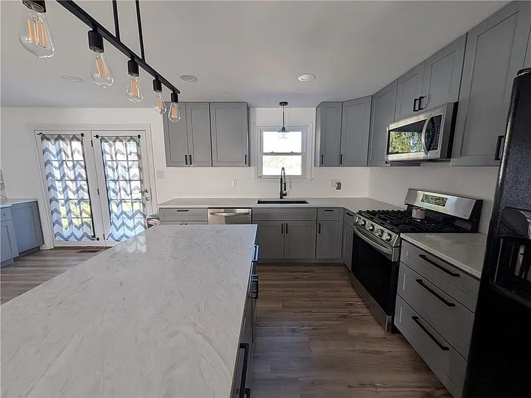 104 Teton Dr — Photo 10