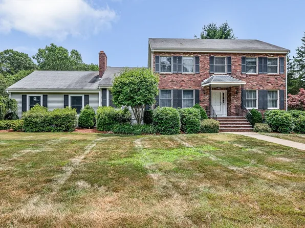 15 America Dr, Peabody, MA 01960