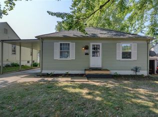 1317 E Buena Vista Ave, Decatur, IL 62521