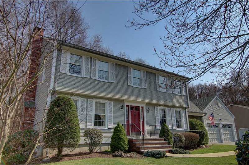 9 Timberland Dr, Lincoln, RI 02865 Zillow