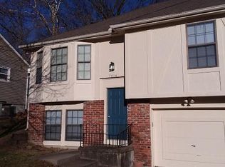 7914 NW 79th Pl, Kansas City, MO 64152