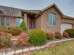 1916 Winged Foot Dr, Nixa, MO 65714
