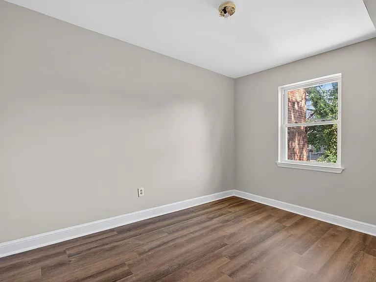 1714 Gales St NE — Photo 15