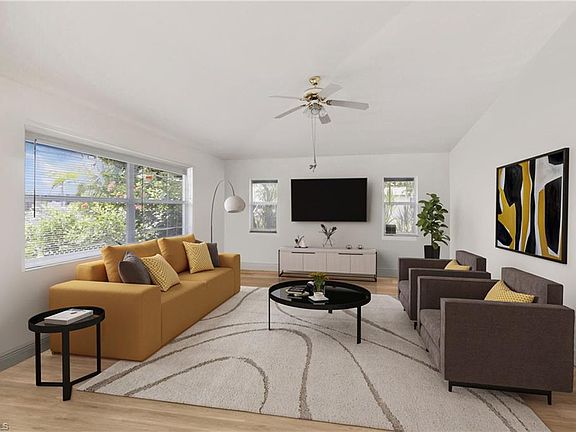 4th image of 4109 SW 28th PL