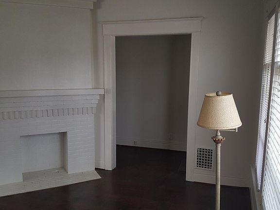 3rd image of 14 Fairfield Ave #1