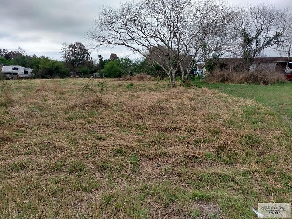1st image of 34563 Calle De Cruces