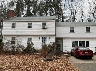 101 Little River Rd, Hampton, NH 03842