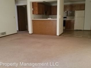 714 Faryl Ave APT 13, Delavan, WI 53115