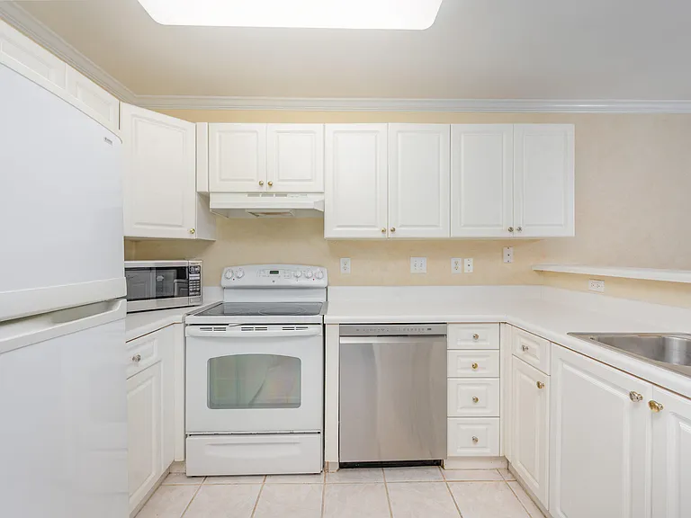 118 Grande Meadow Way #1 — Photo 4