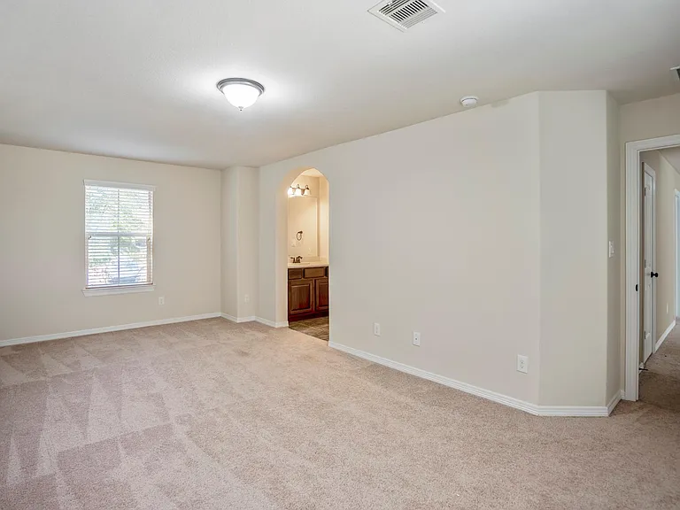 11306 Longmire Creek Ct — Photo 32