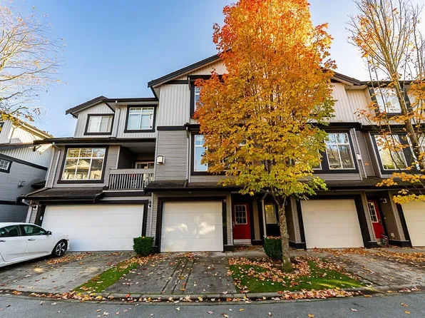 18828 69th Ave, Surrey, BC V4N 5L1