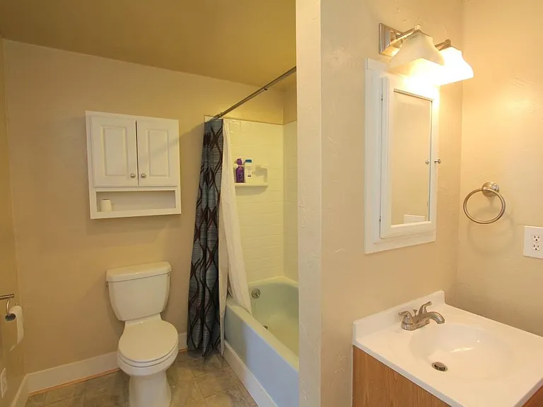 full bath