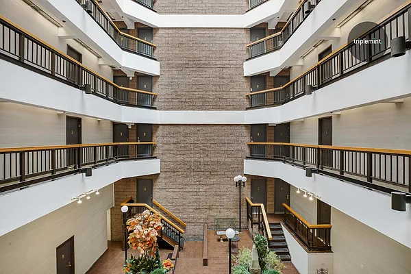 Rented by Triplemint | media 17