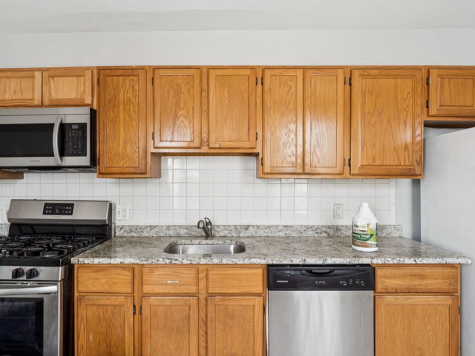 1st image of 4159 Ridge Ave #1F