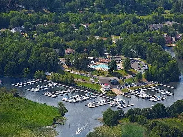 2044 Coast Guard Dr — Photo 19