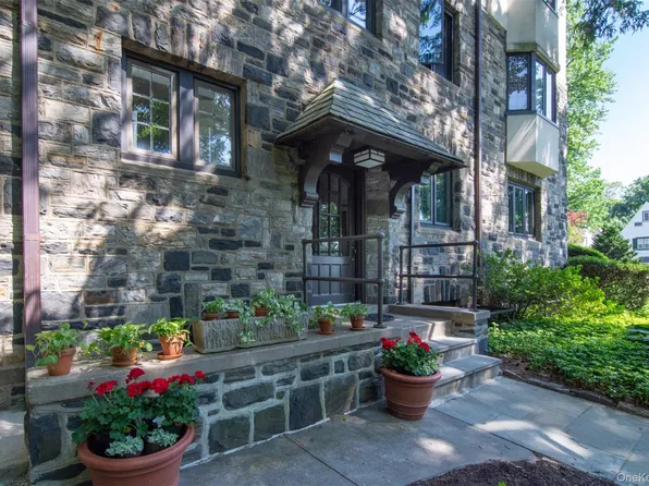 11 Beechtree Lane #1A, Bronxville, NY 10708